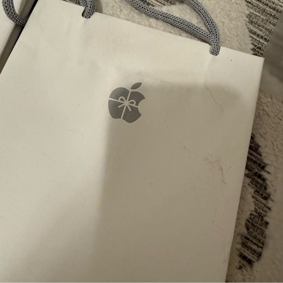 Bundle Of 2 Apple White Paper Shopping Bags + 4 Apple Stickers Decal NEW - Picture 3 of 6